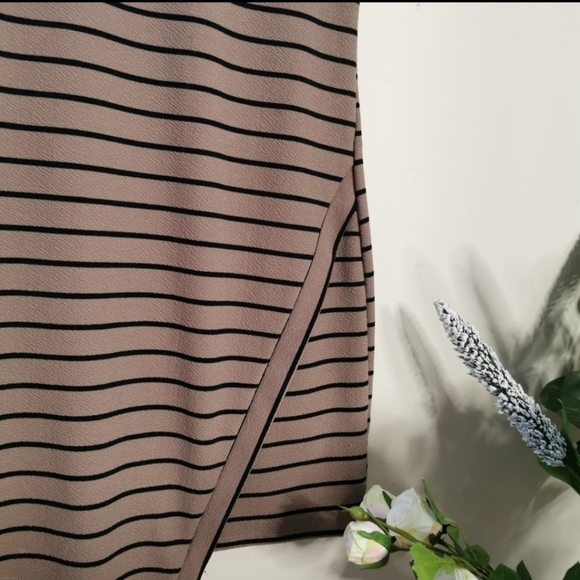 Midi dress - NWOT - Picture 3 of 7